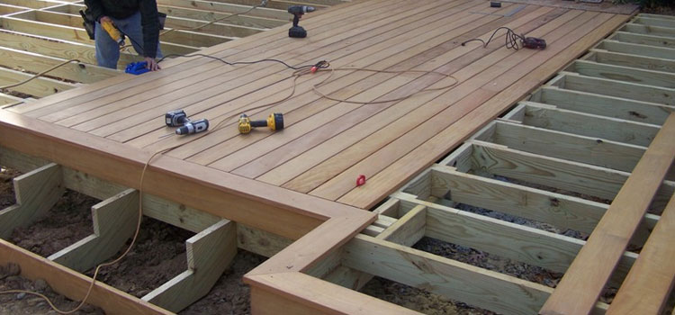 Wood Deck Builders in Bell, CA